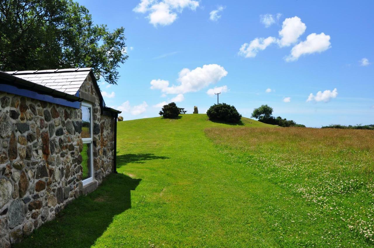 Gwalchmai The Barn At Cae Bach 빌라 외부 사진